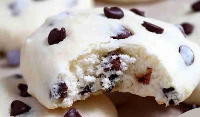 Chocolate Chip Cheesecake Cookies